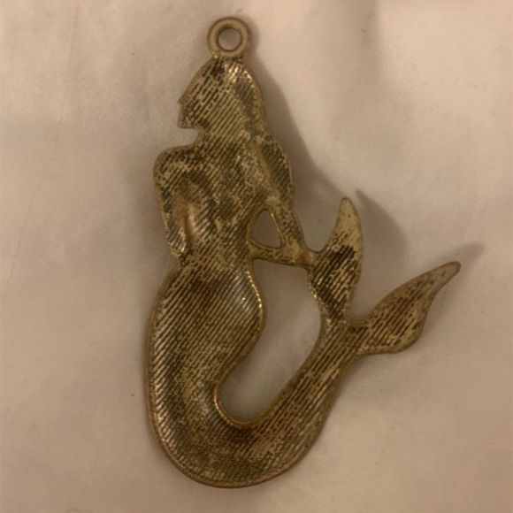 Mermaid Pendant - Picture 2 of 5